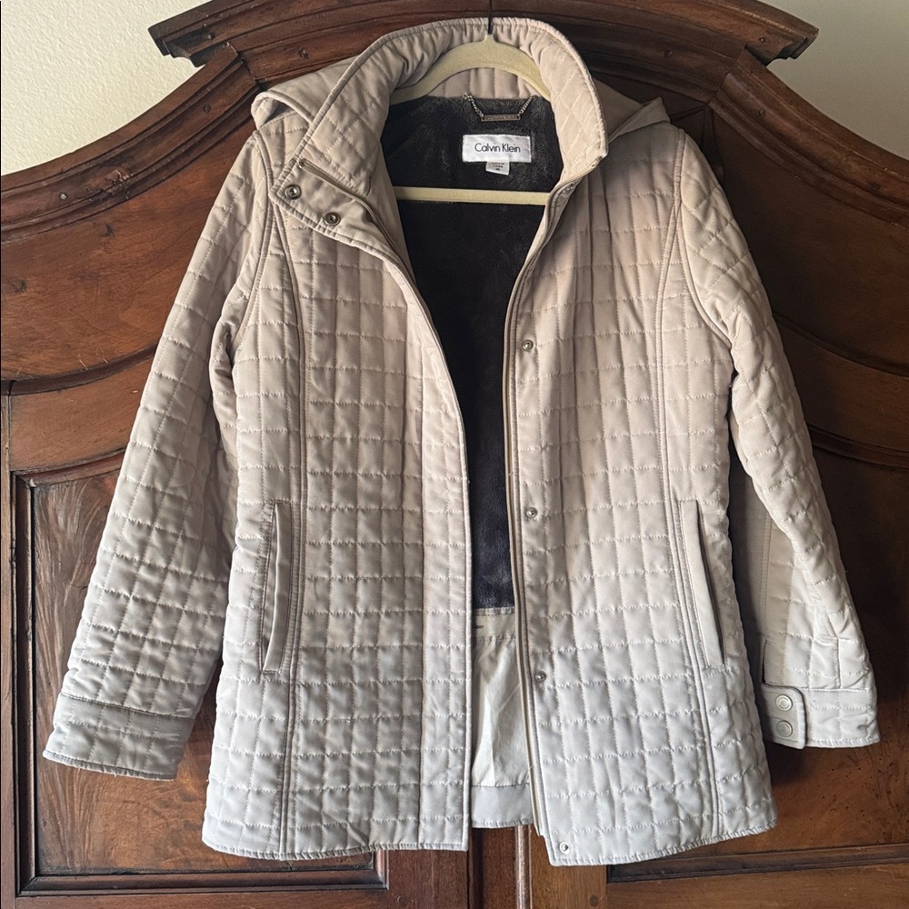 Quilted Hooded Jacket